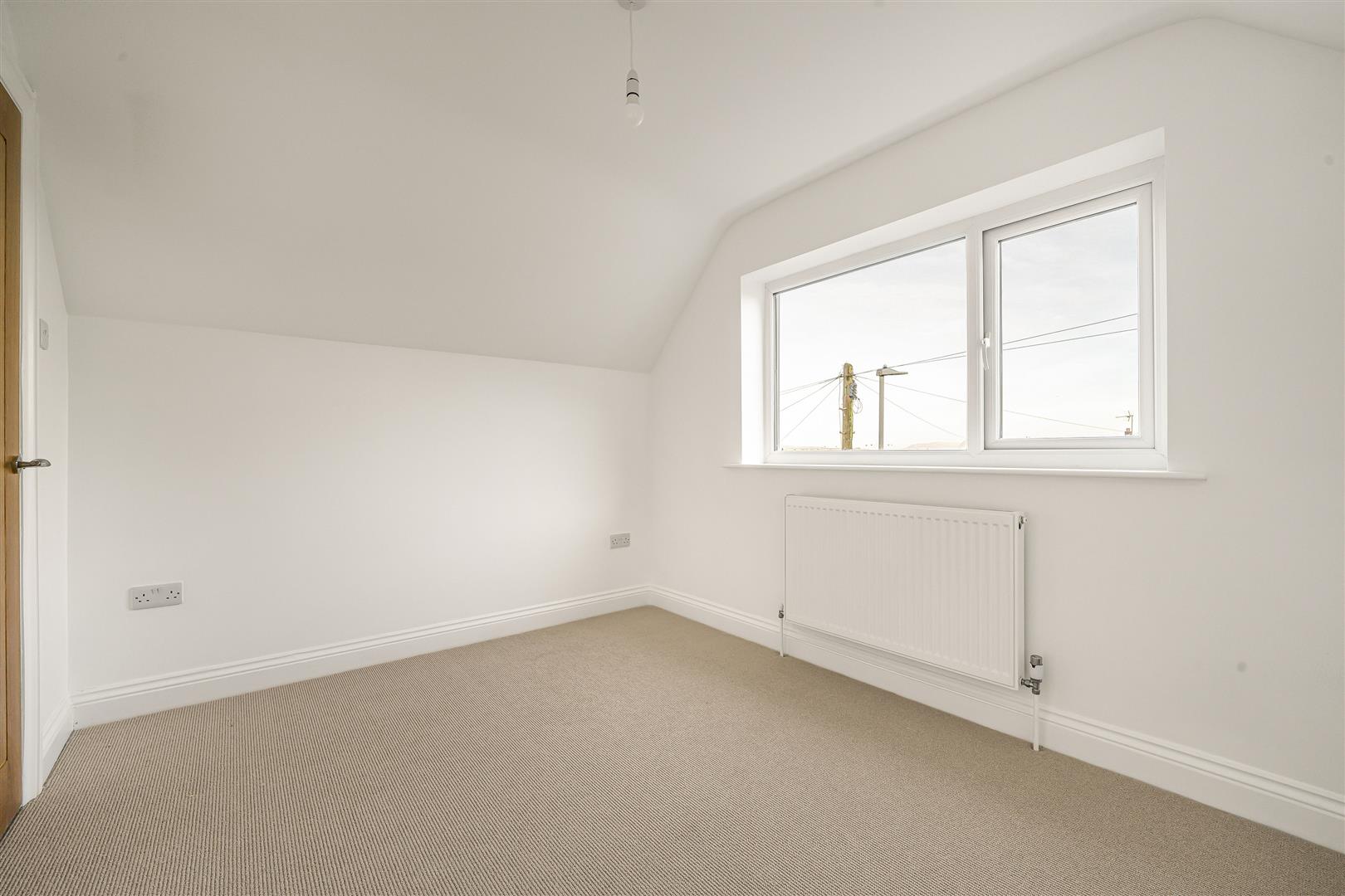 Graig-Y-Coed, Penclawdd, Swansea, SA4 3RL